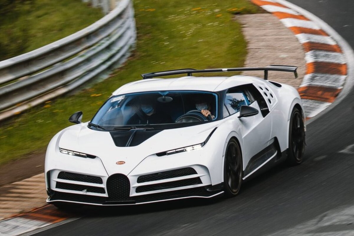 Bugatti Centodieci - 2021
