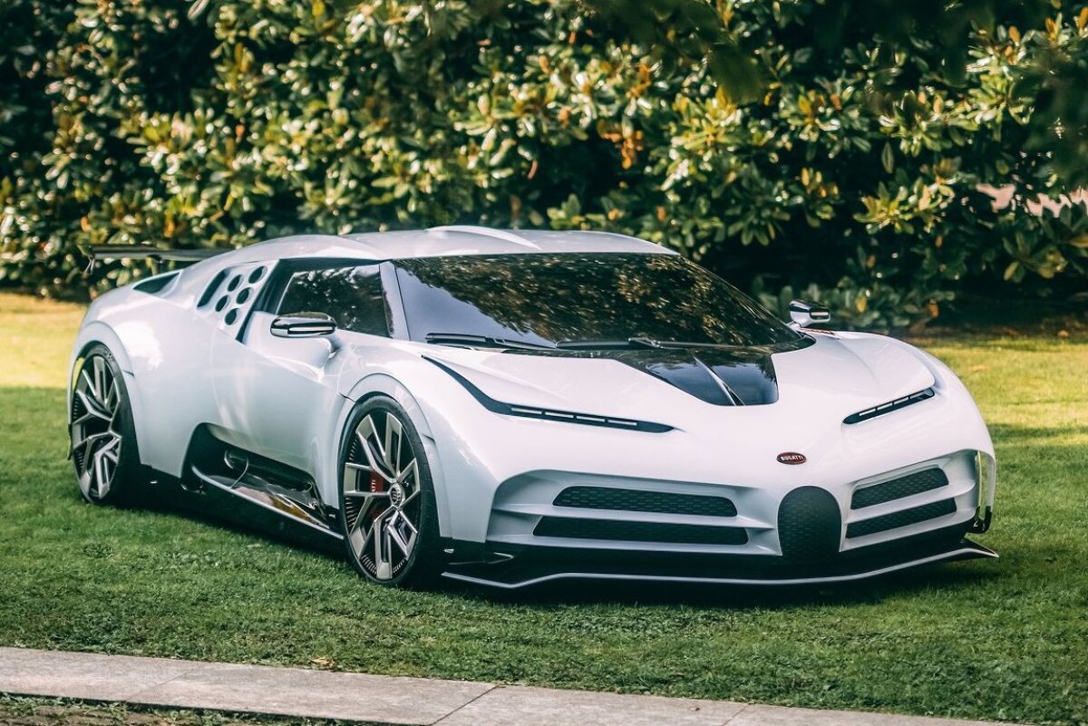 Bugatti Centodieci - 2021