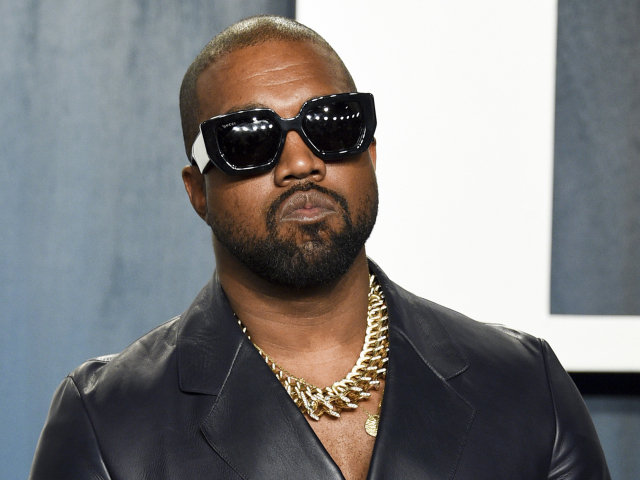 Odrezaná hlava a násilie. Kráľ provokácie Kanye West opäť šokuje novým videoklipom