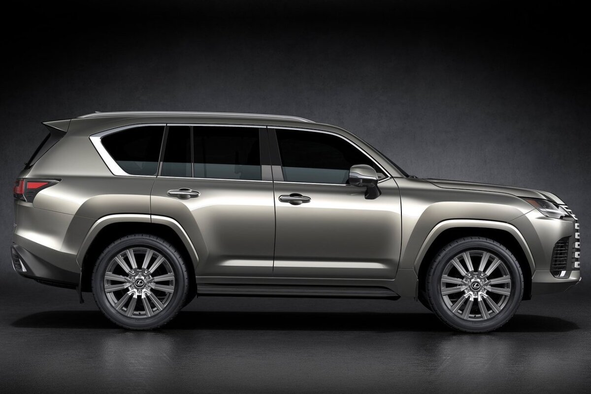 Lexus LX - 2022