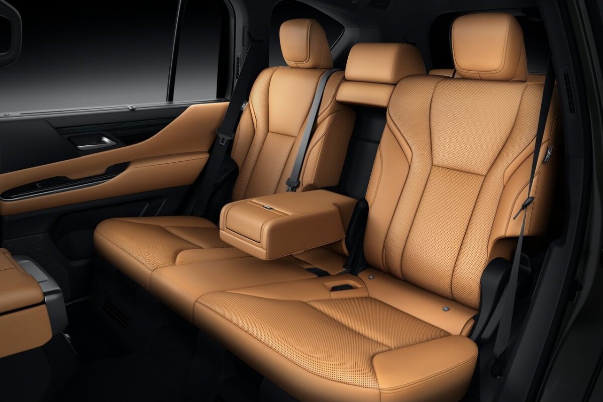 Lexus LX - 2022