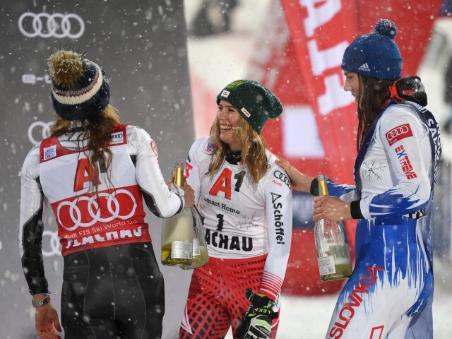 Katharina Liensbergerová, Petra Vlhová, Mikaela Shiffrinová