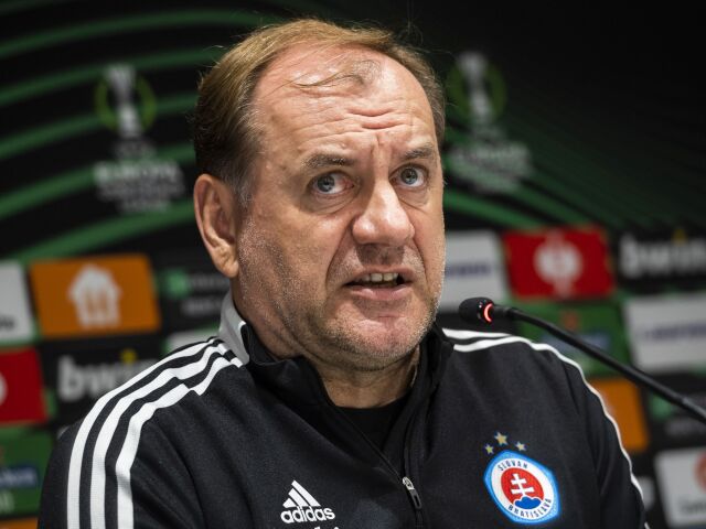 SR futbal EKL 3. kolo F TK Slovan Bratislava BAX
