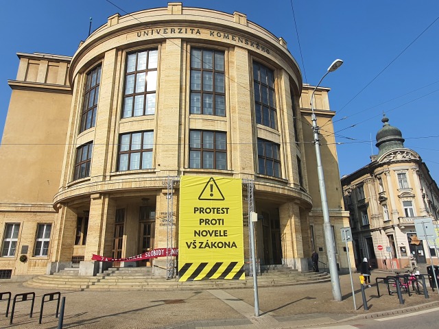 UK / Univerzita Komenského /