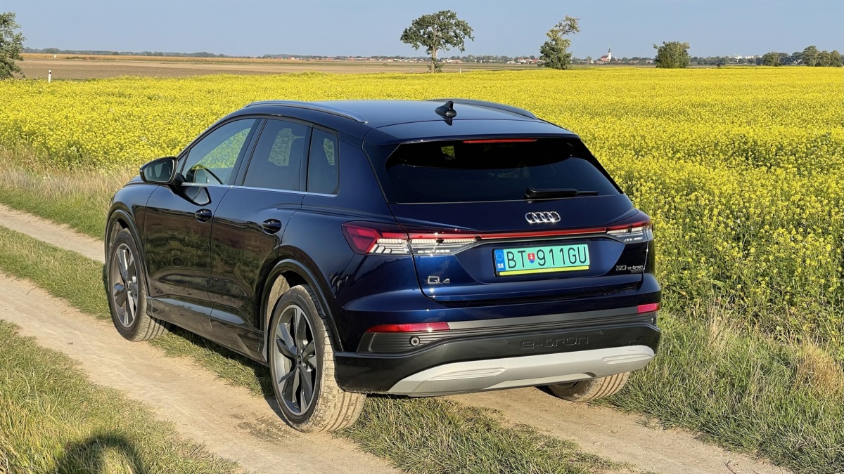 Audi Q4 50 e-tron quattro (2021)