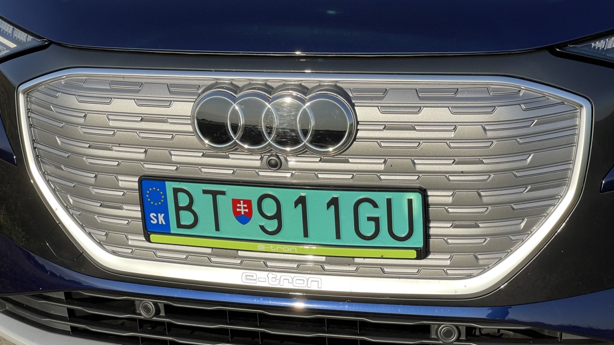 Audi Q4 50 e-tron quattro (2021)