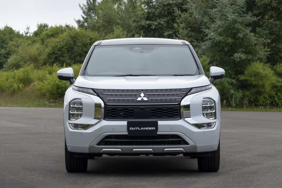 Mitsubishi Outlander PHEV - 2022