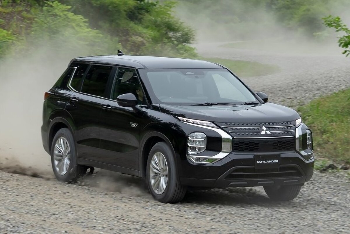 Mitsubishi Outlander PHEV - 2022