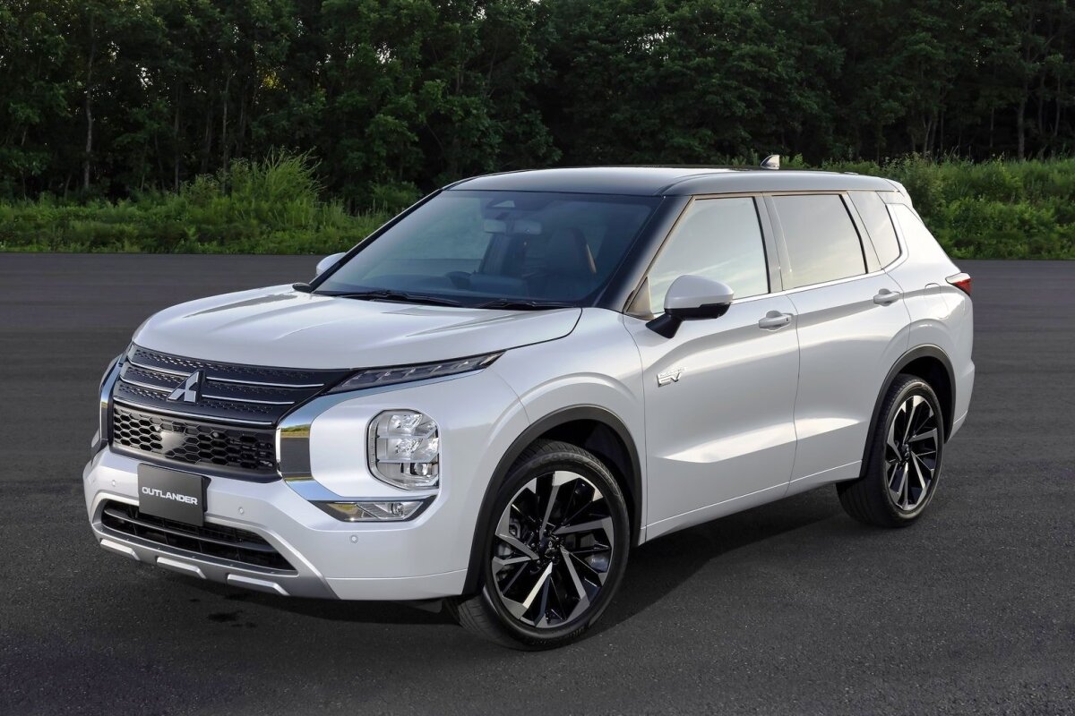 Mitsubishi Outlander PHEV - 2022
