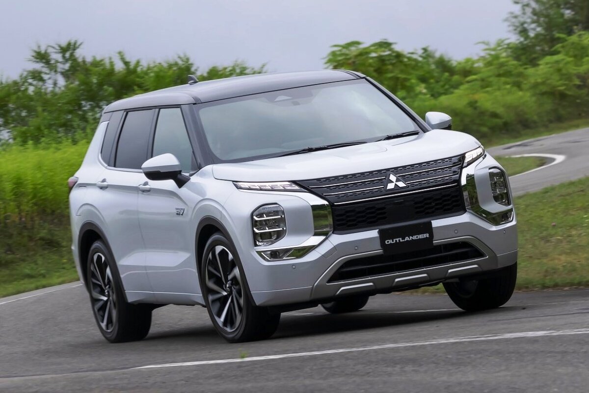Mitsubishi Outlander PHEV - 2022