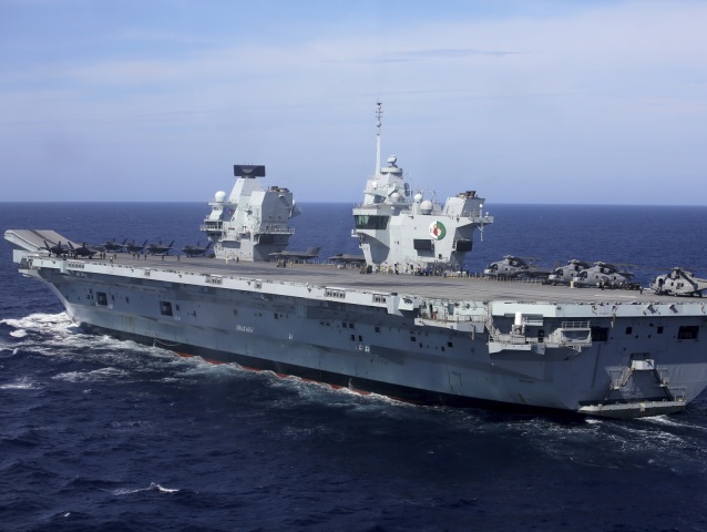 Lietadlová loď / Británia / HMS Queen Elizabeth /