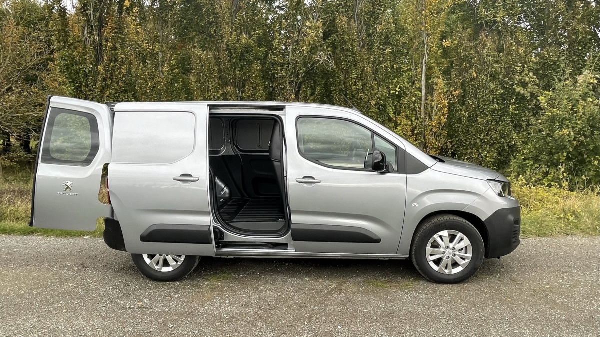 Peugeot e-Partner (2021)