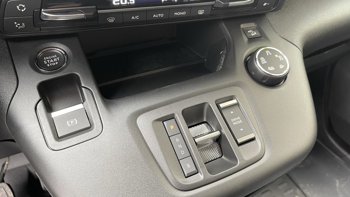 Peugeot e-Partner (2021)
