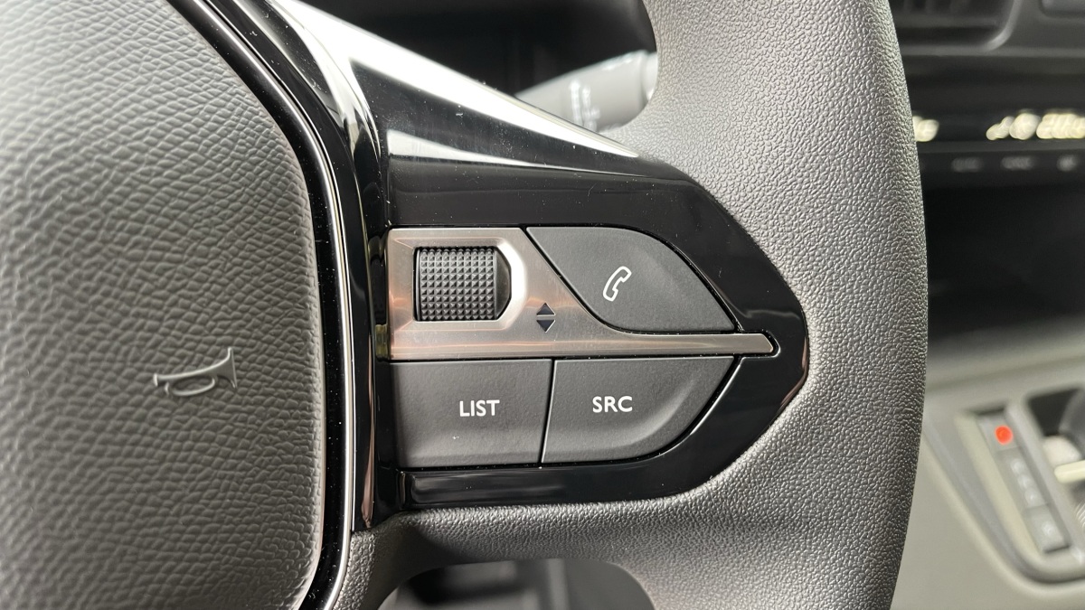 Peugeot e-Partner (2021)
