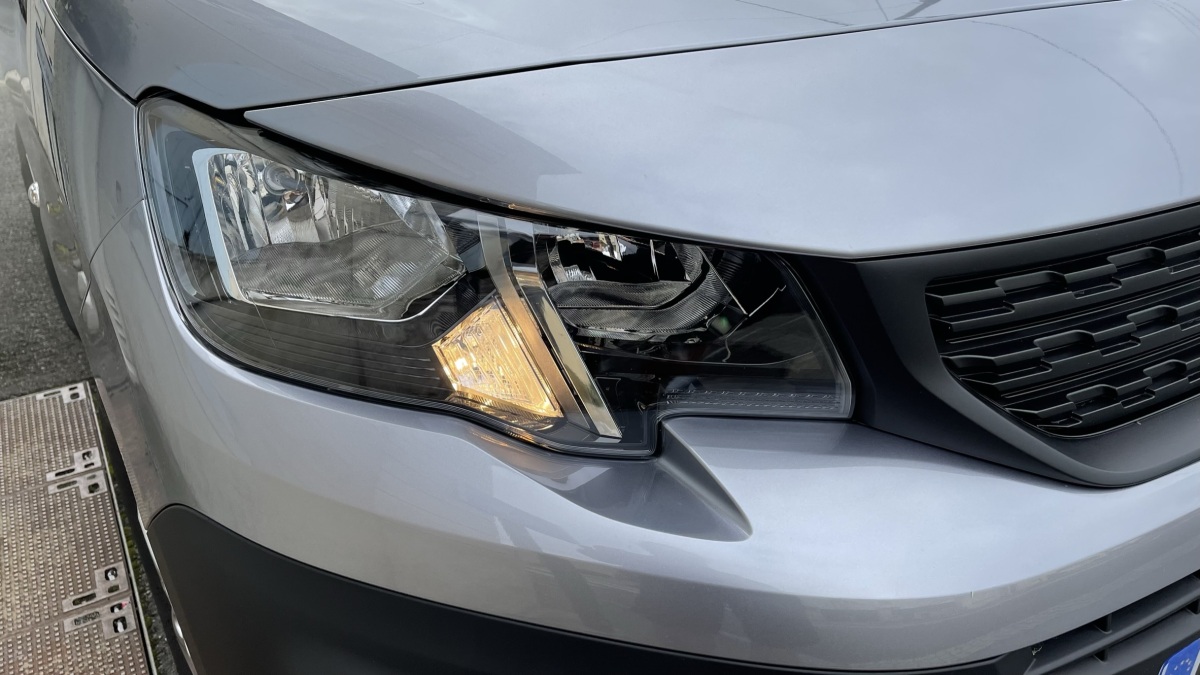 Peugeot e-Partner (2021)