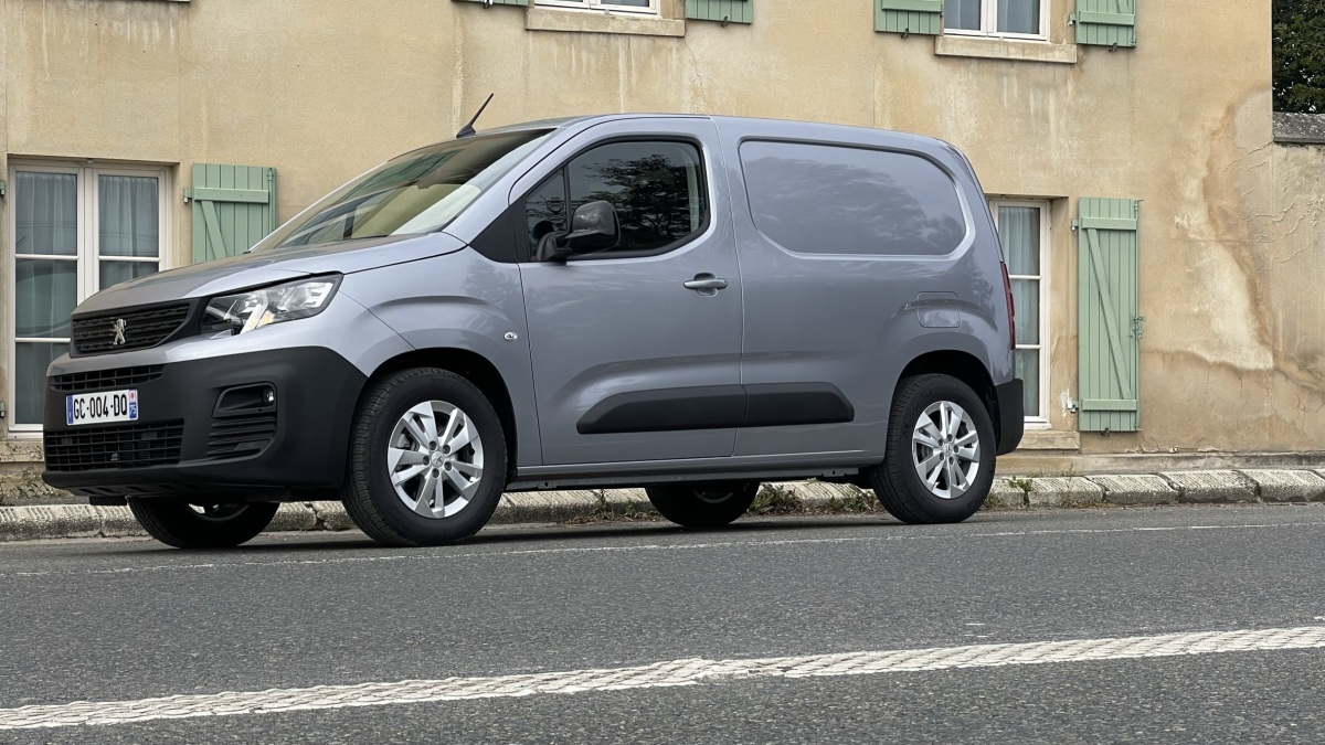 Peugeot e-Partner (2021)
