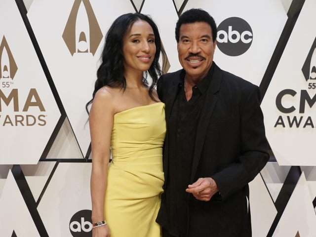 55th Annual Country Music Awards - Arrivals