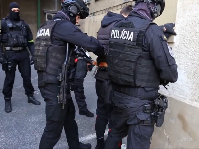 NAKA polícia