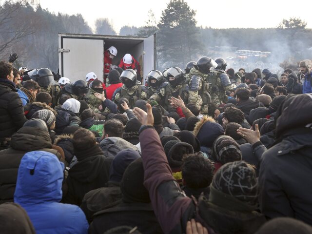 Bielorusko, Poľsko, EÚ, hranica, migranti, kríza