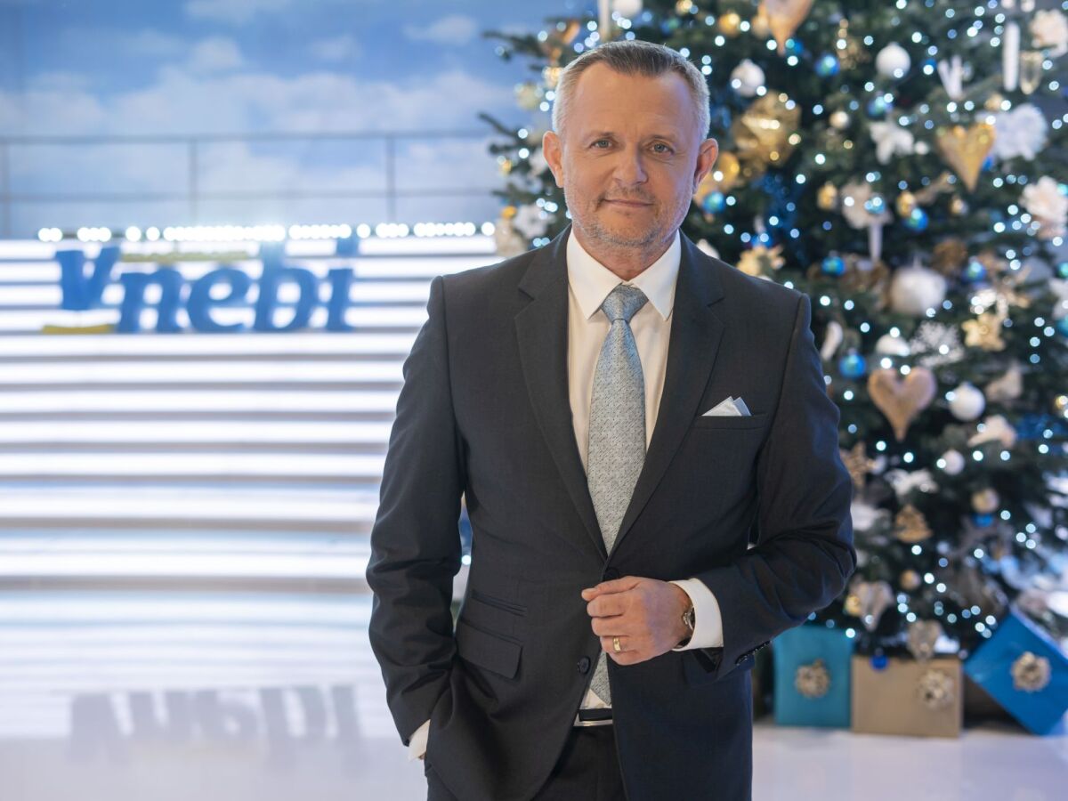 V siedmom nebi, vilo rozboril,
