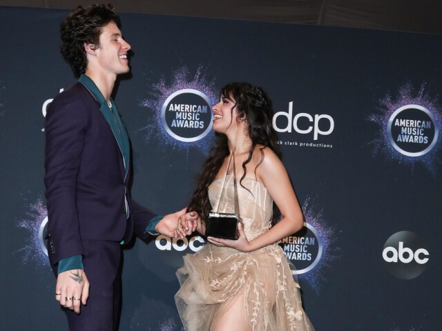 Camila Cabello a Shawn Mendes