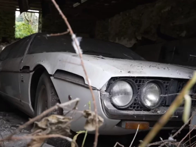 Lamborghini Espada - nález v UK 2021