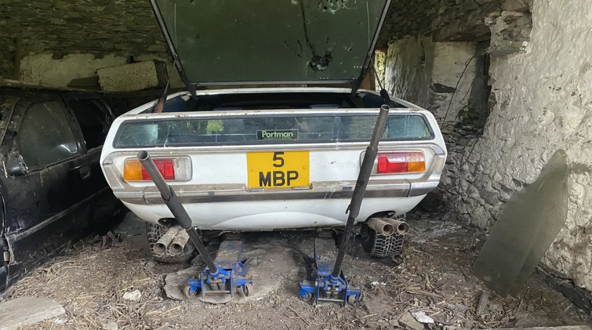 Lamborghini Espada - nález v UK 2021