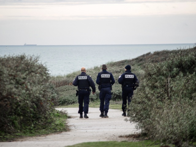 Polícia / Wimereux / Migrácia / Kontroly /
