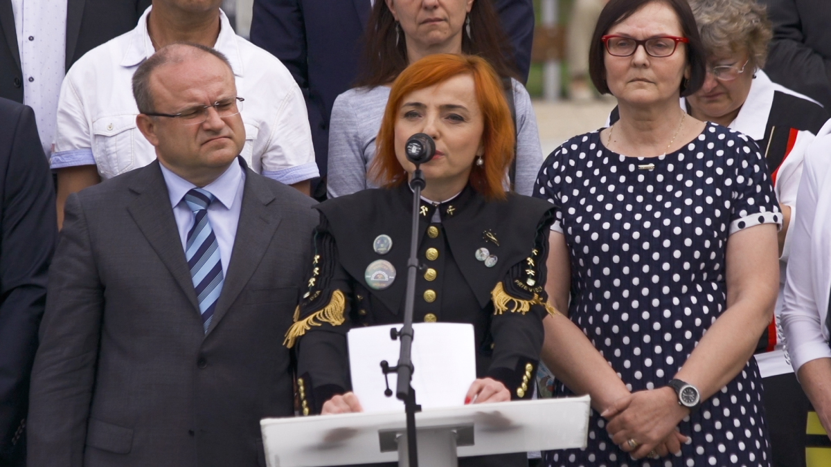 001 vyfarajme-z-neistoty horna nitra machackova