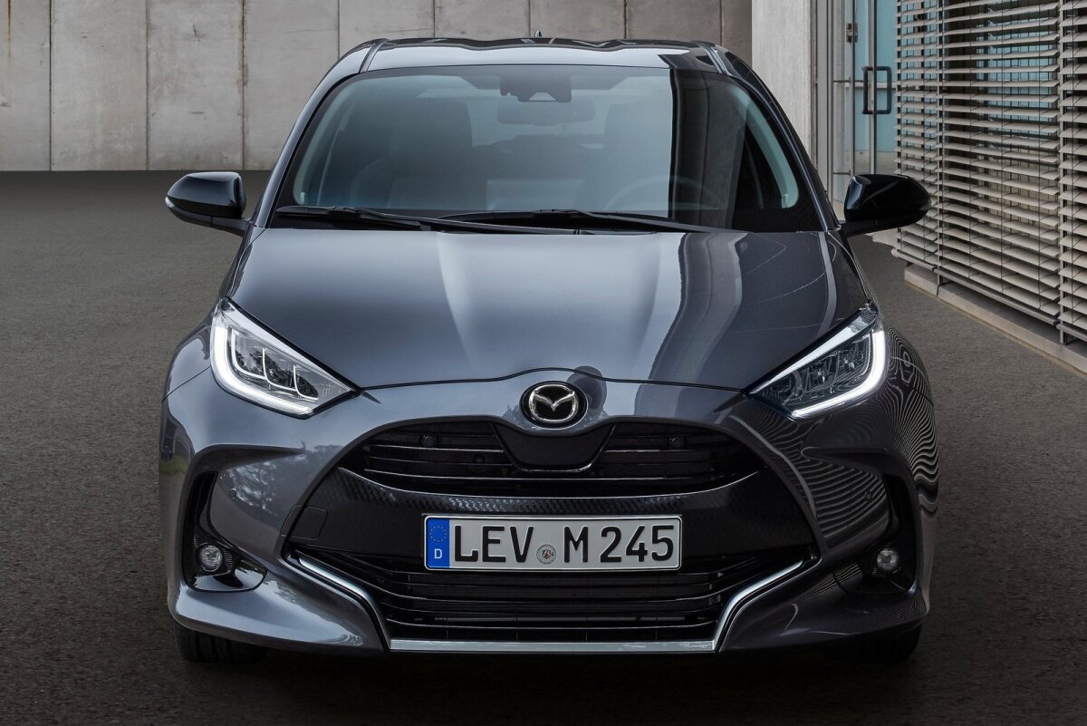 Mazda 2 Hybrid - 2022