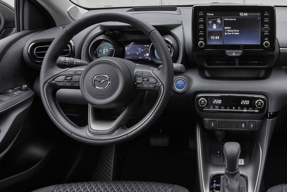 Mazda 2 Hybrid - 2022