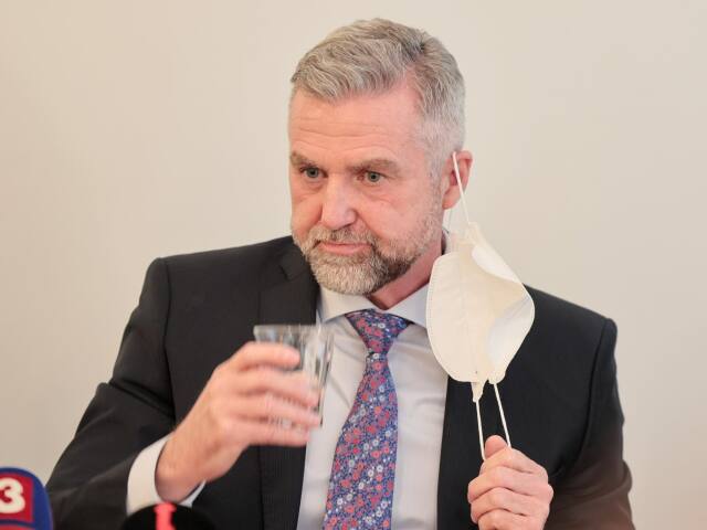 Tibor Gašpar, TB, Robert Fico