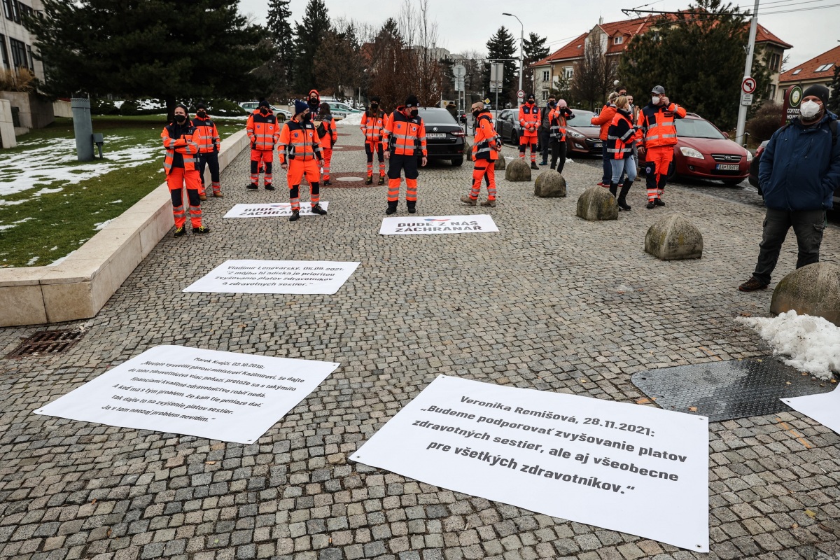 protest záchranári parlament