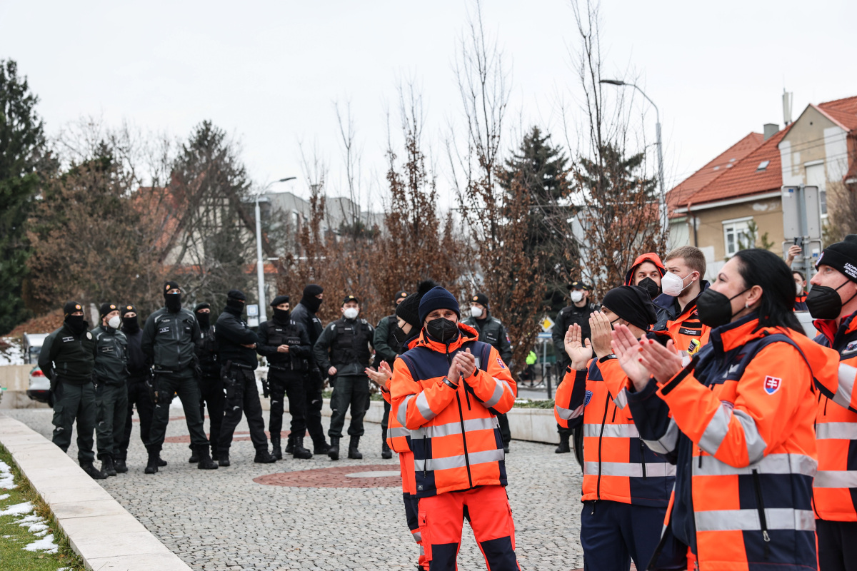 protest záchranári