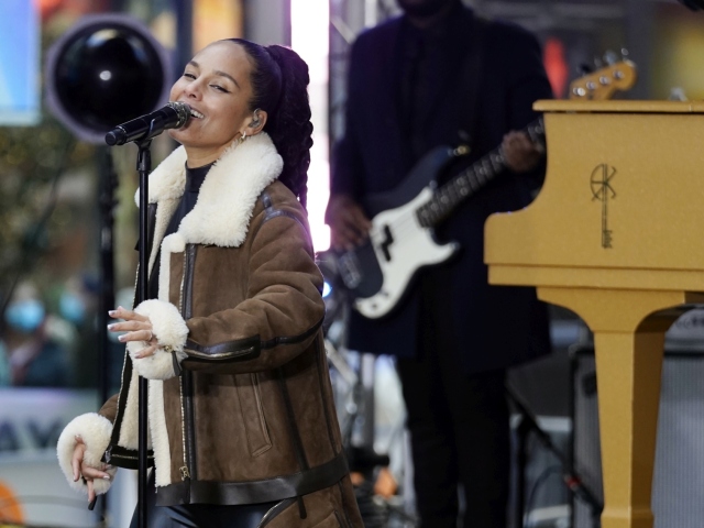 Alicia Keys Performs on NBC's Today Show