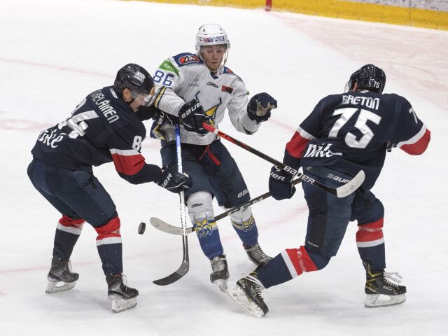 SR hokej TEL 27. kolo Slovan SNV BAX