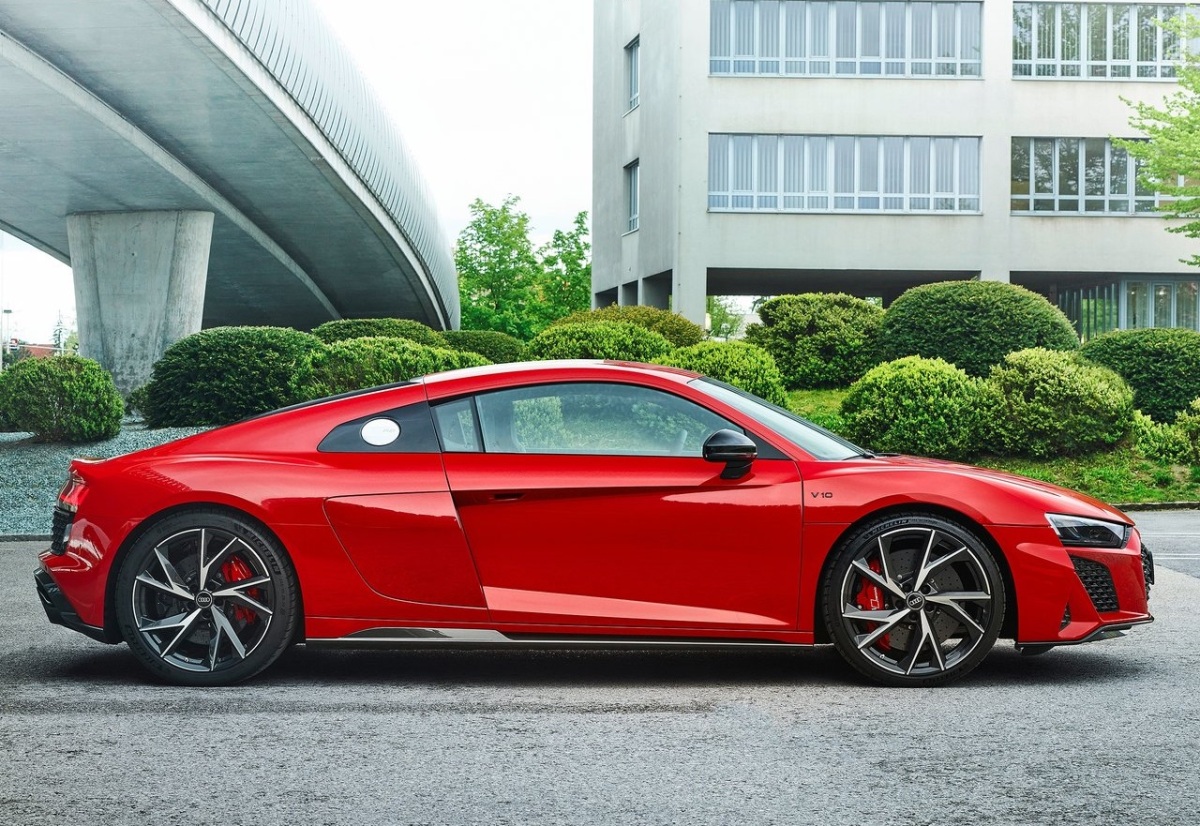 Audi-R8 V10 performance RWD-2022-1280-0e