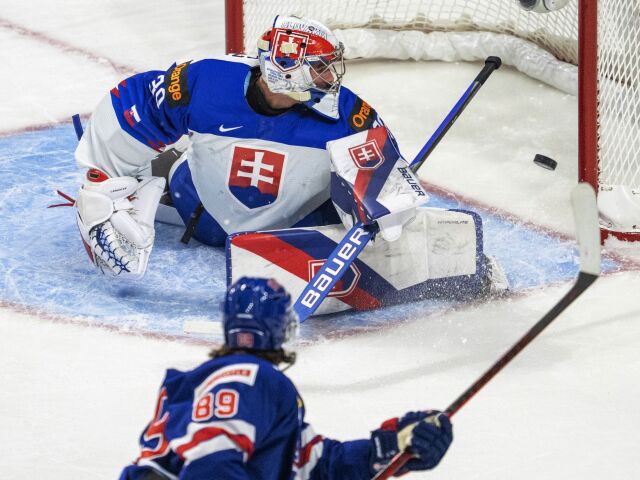 APTOPIX World Juniors Šimon Latkóczy