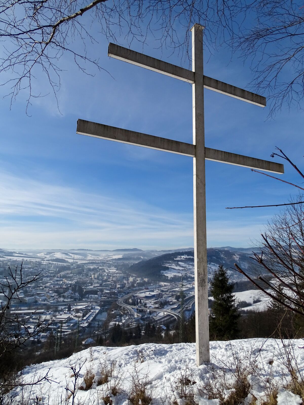 NEPOUZIVAT Dvojkríž na Capkovom vrchu - Čadca