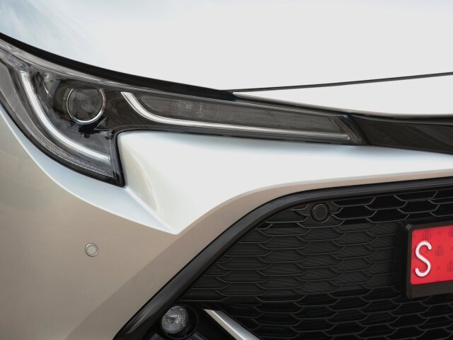 Toyota-Corolla Touring Sports-2019-1600-59