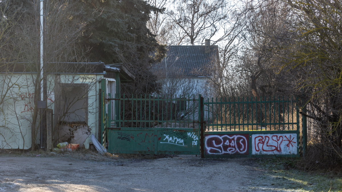 Miloslavov Alžbetin Dvor šikana alkohol mladistvý gang