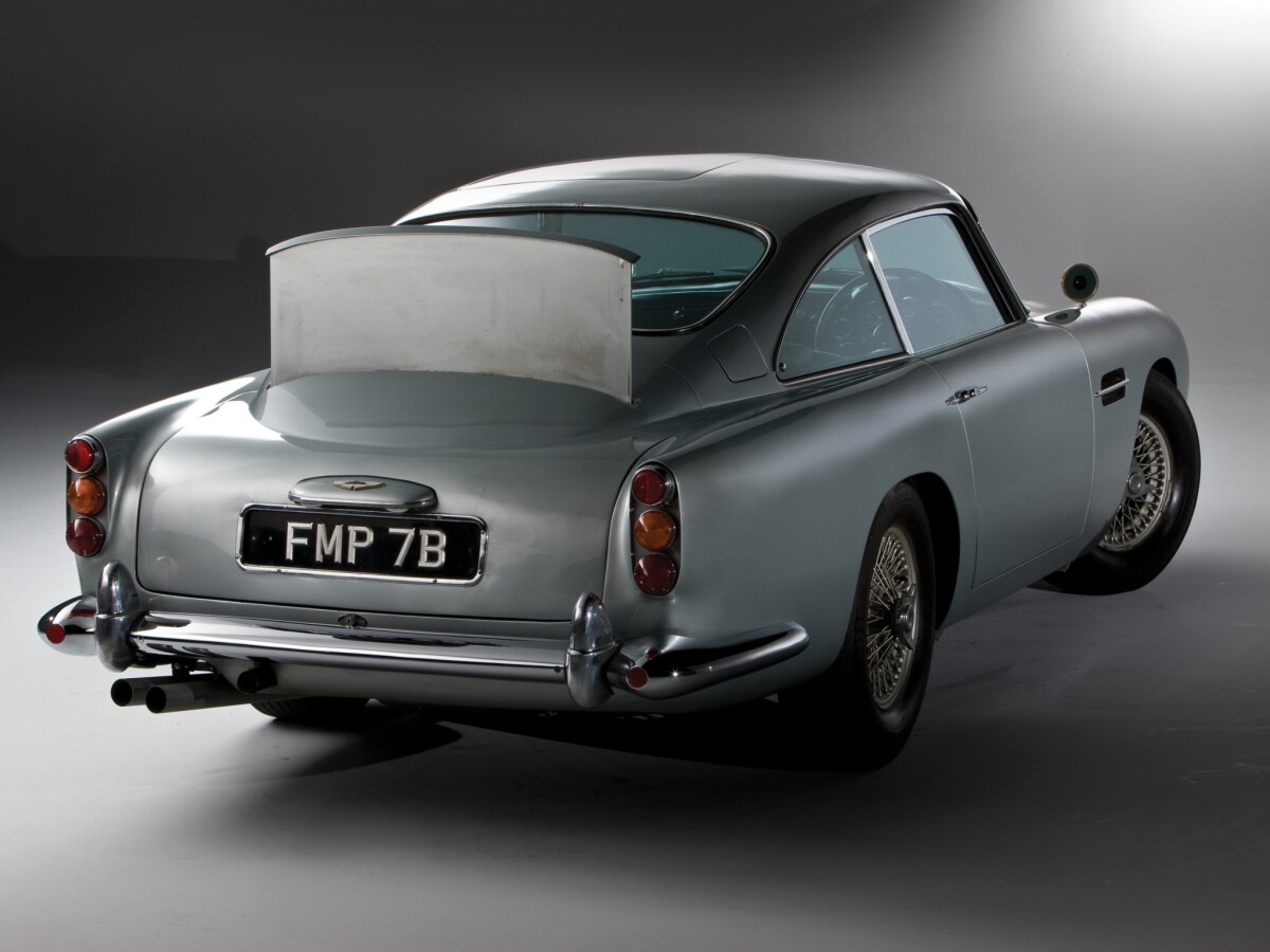 Aston Martin DB5 - filmový špeciál Goldfinger