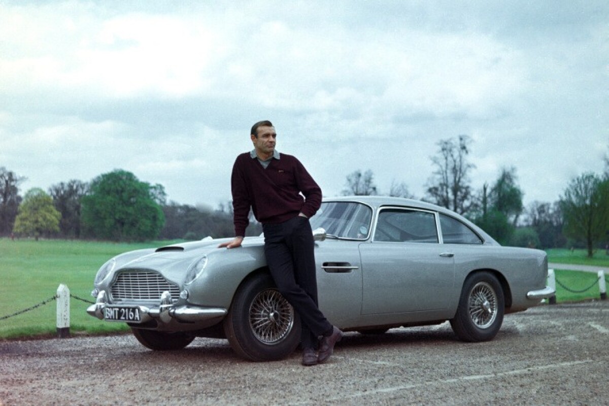 Aston Martin DB5 - filmový špeciál Goldfinger