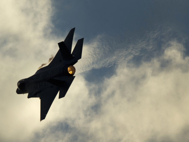 Letectvo / Stíhačka / Lockheed Martin / F-35 Lightning II /