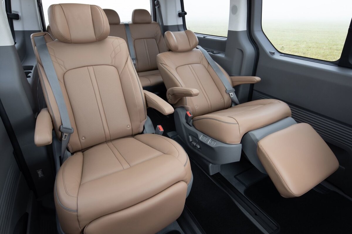 Hyundai Staria - 2022