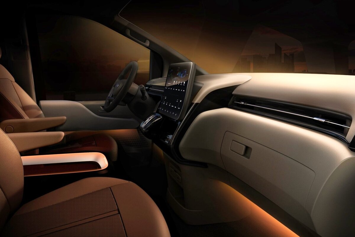 Hyundai Staria - 2022