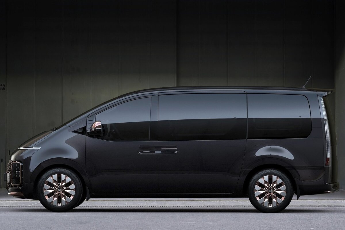 Hyundai Staria - 2022