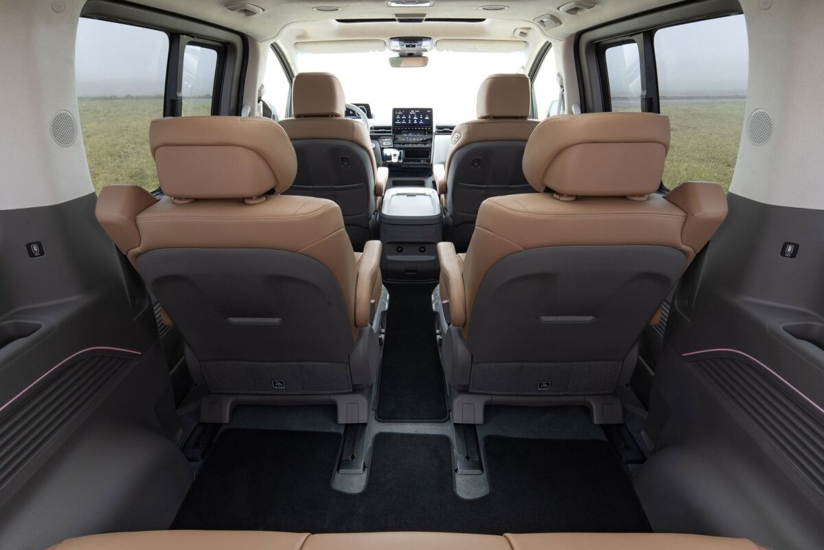 Hyundai Staria - 2022