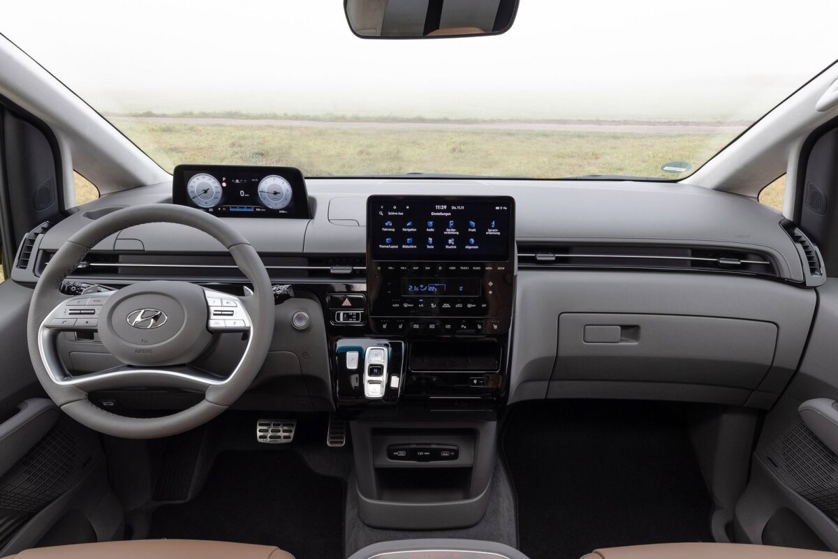 Hyundai Staria - 2022