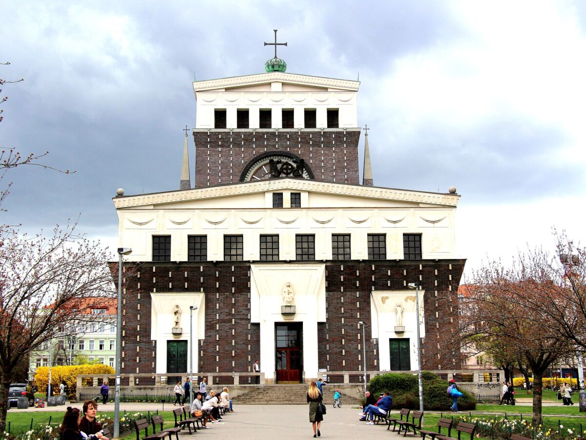 Jože Plečnik Kostol Najsvaetejsieho srdca Pana Vinohradybanek  9